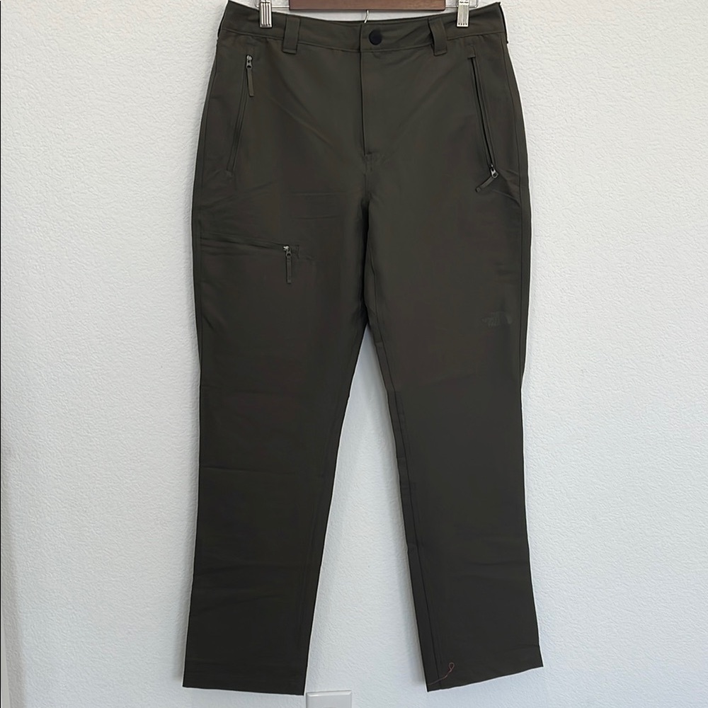 🆕 The North Face Green Cargo Pants for Hiking